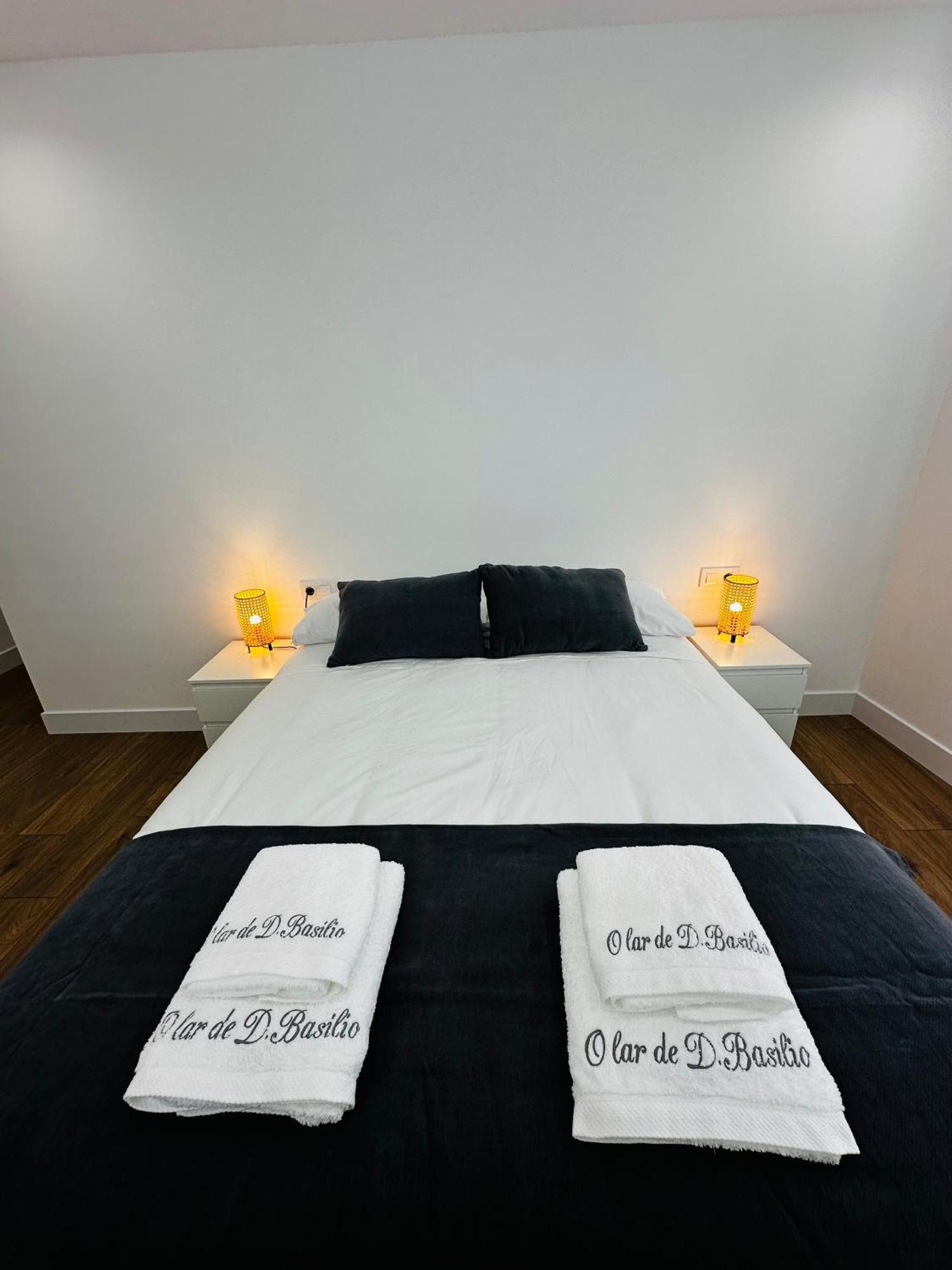 O Lar De Don Basilio Apartment เรดอนเดลา ภายนอก รูปภาพ
